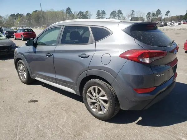 KM8J3CA43JU746317 2018 HYUNDAI TUCSON - Image 2