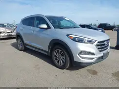 KM8J3CA43JU760475 2018 HYUNDAI TUCSON