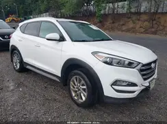 KM8J3CA43JU765126 2018 HYUNDAI TUCSON