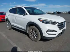 KM8J3CA43JU771461 2018 HYUNDAI TUCSON