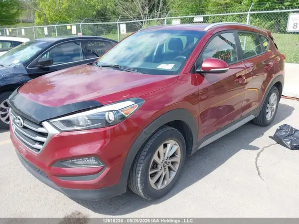 KM8J3CA43JU771654 2018 HYUNDAI TUCSON - Image 2
