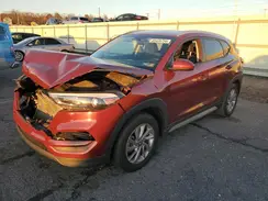 KM8J3CA43JU816401 2018 HYUNDAI TUCSON