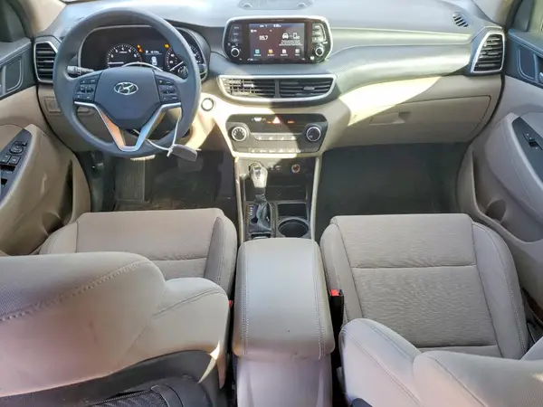 KM8J3CA43KU001911 2019 HYUNDAI TUCSON - Image 8