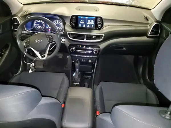 KM8J3CA43KU035900 2019 HYUNDAI TUCSON - Image 8