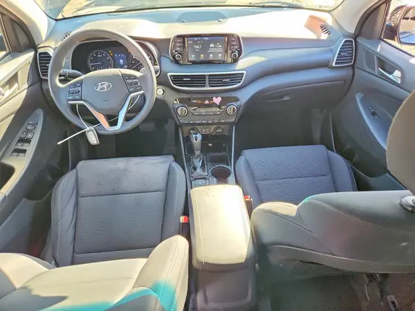 KM8J3CA43KU042779 2019 HYUNDAI TUCSON - Image 8