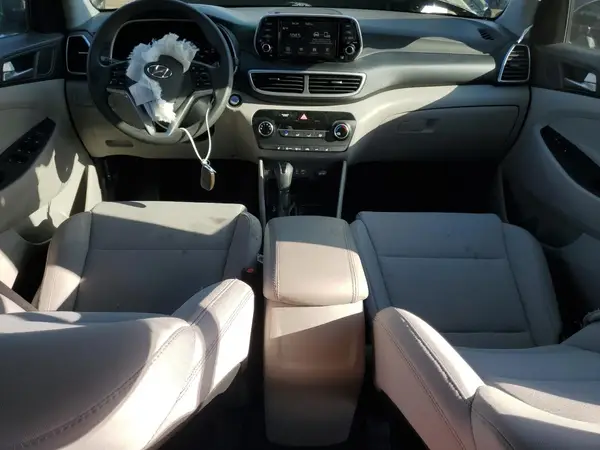 KM8J3CA43KU073076 2019 HYUNDAI TUCSON - Image 8