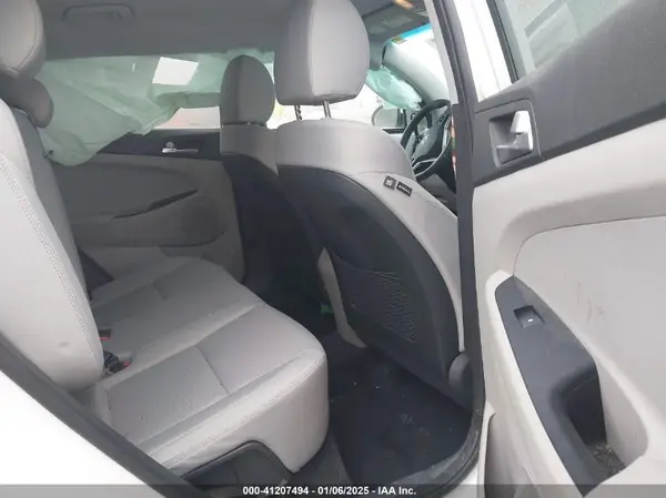 KM8J3CA43KU866751 2019 HYUNDAI TUCSON - Image 8