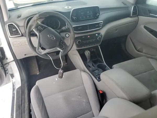 KM8J3CA43KU877510 2019 HYUNDAI TUCSON - Image 8