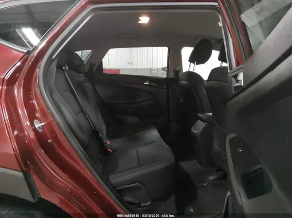 KM8J3CA43KU985920 2019 HYUNDAI TUCSON - Image 8