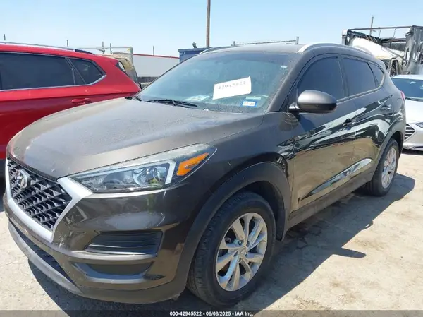 KM8J3CA43LU193882 2020 HYUNDAI TUCSON - Image 2