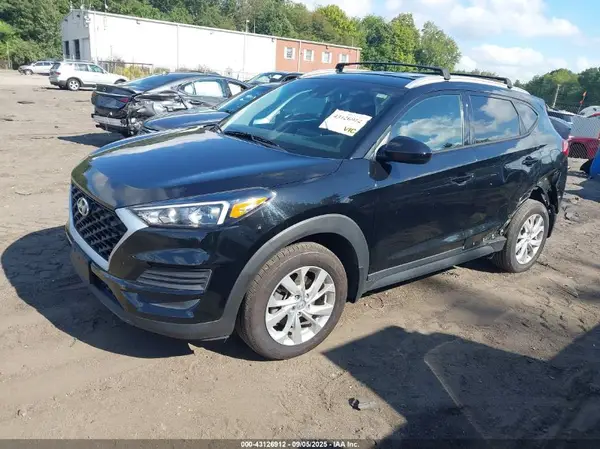 KM8J3CA43LU280696 2020 HYUNDAI TUCSON - Image 2