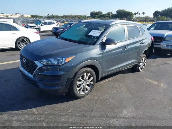 KM8J3CA43MU290808 2021 HYUNDAI TUCSON - Image 2