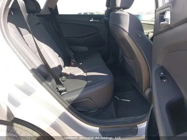 KM8J3CA43MU368441 2021 HYUNDAI TUCSON - Image 8