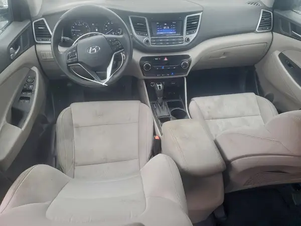 KM8J3CA44GU022449 2016 HYUNDAI TUCSON - Image 8