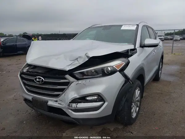 KM8J3CA44GU054897 2016 HYUNDAI TUCSON - Image 2