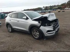 KM8J3CA44GU076141 2016 HYUNDAI TUCSON