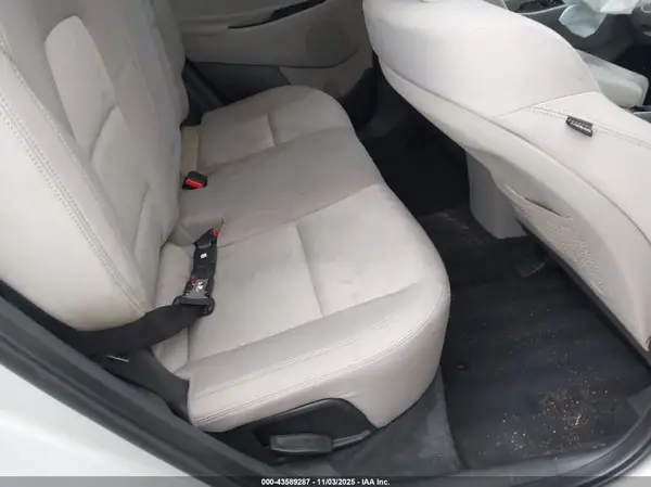 KM8J3CA44GU076141 2016 HYUNDAI TUCSON - Image 8