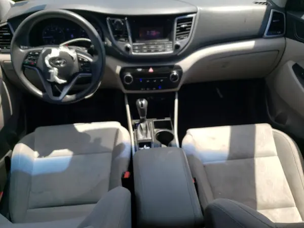 KM8J3CA44GU090475 2016 HYUNDAI TUCSON - Image 8