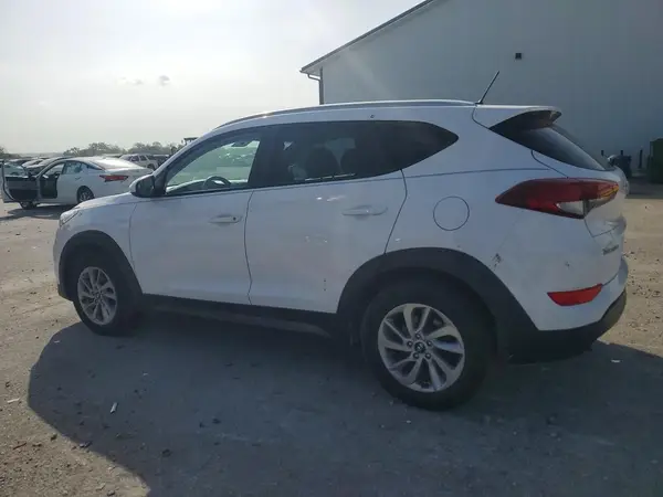 KM8J3CA44GU093022 2016 HYUNDAI TUCSON - Image 2