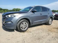 KM8J3CA44GU105654 2016 HYUNDAI TUCSON