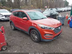 KM8J3CA44GU106397 2016 HYUNDAI TUCSON