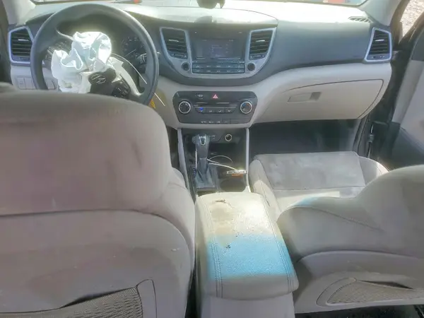 KM8J3CA44GU126603 2016 HYUNDAI TUCSON - Image 8