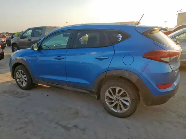 KM8J3CA44GU127797 2016 HYUNDAI TUCSON - Image 2