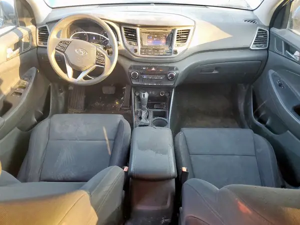 KM8J3CA44GU127797 2016 HYUNDAI TUCSON - Image 8