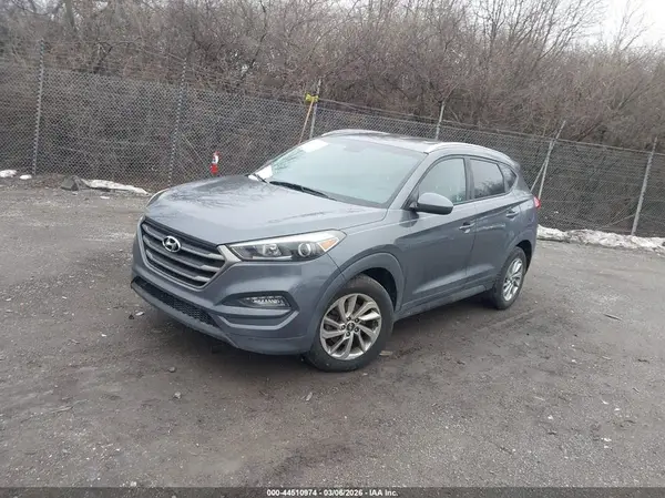 KM8J3CA44GU139531 2016 HYUNDAI TUCSON - Image 2