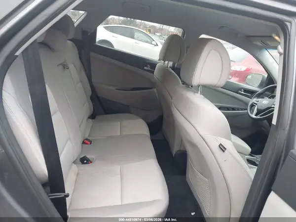 KM8J3CA44GU139531 2016 HYUNDAI TUCSON - Image 8