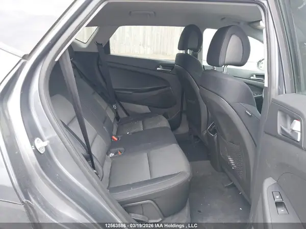 KM8J3CA44GU146270 2016 HYUNDAI TUCSON - Image 8