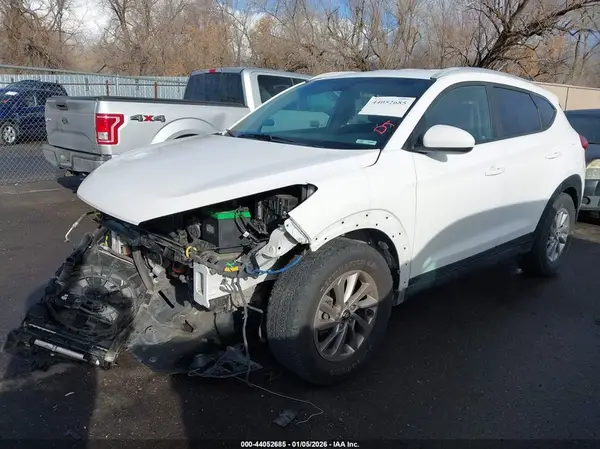 KM8J3CA44GU154966 2016 HYUNDAI TUCSON - Image 2