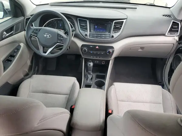 KM8J3CA44GU177406 2016 HYUNDAI TUCSON - Image 8