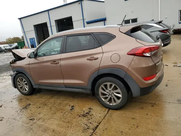 KM8J3CA44GU179074 2016 HYUNDAI TUCSON - Image 2