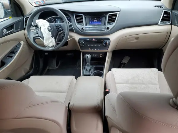 KM8J3CA44GU179074 2016 HYUNDAI TUCSON - Image 8