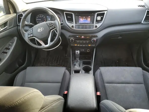 KM8J3CA44GU189507 2016 HYUNDAI TUCSON - Image 8