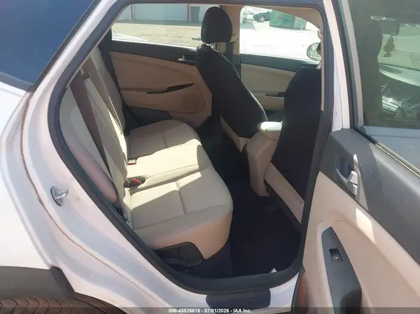 KM8J3CA44GU194917 2016 HYUNDAI TUCSON - Image 8