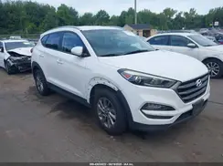 KM8J3CA44GU195081 2016 HYUNDAI TUCSON