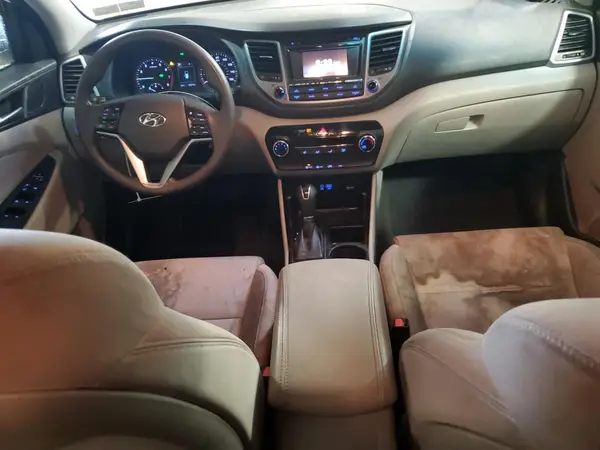 KM8J3CA44GU195971 2016 HYUNDAI TUCSON - Image 8