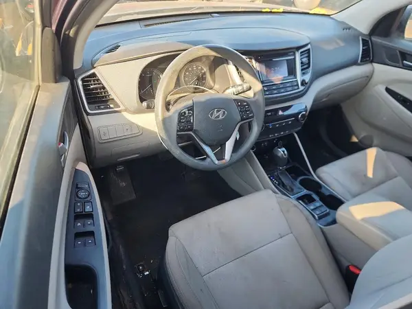 KM8J3CA44GU205446 2016 HYUNDAI TUCSON - Image 8