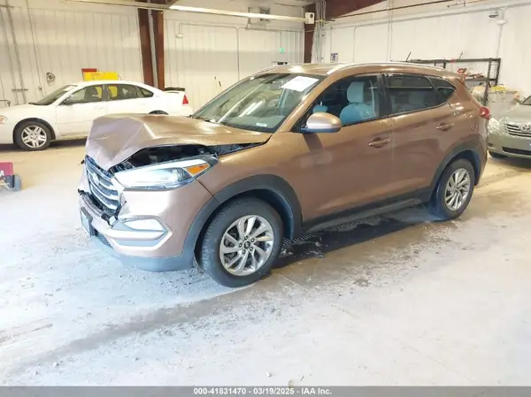 KM8J3CA44GU229648 2016 HYUNDAI TUCSON - Image 2