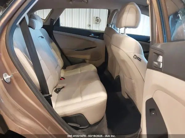 KM8J3CA44GU229648 2016 HYUNDAI TUCSON - Image 8