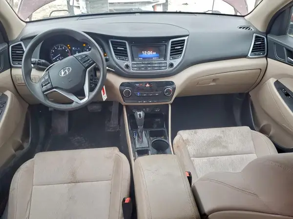 KM8J3CA44HU256589 2017 HYUNDAI TUCSON - Image 8