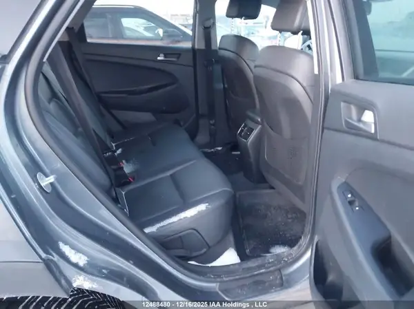 KM8J3CA44HU257774 2017 HYUNDAI TUCSON - Image 8