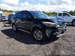 KM8J3CA44HU262666 2017 HYUNDAI TUCSON