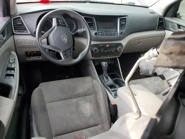 KM8J3CA44HU262747 2017 HYUNDAI TUCSON - Image 8