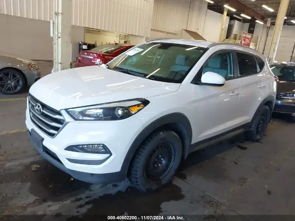 KM8J3CA44HU264093 2017 HYUNDAI TUCSON - Image 2