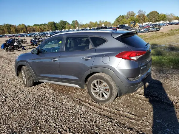 KM8J3CA44HU288913 2017 HYUNDAI TUCSON - Image 2