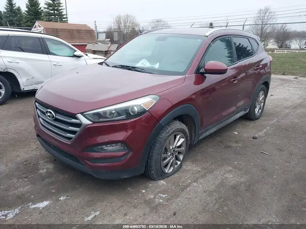 KM8J3CA44HU290046 2017 HYUNDAI TUCSON - Image 2
