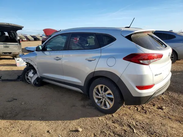 KM8J3CA44HU297692 2017 HYUNDAI TUCSON - Image 2